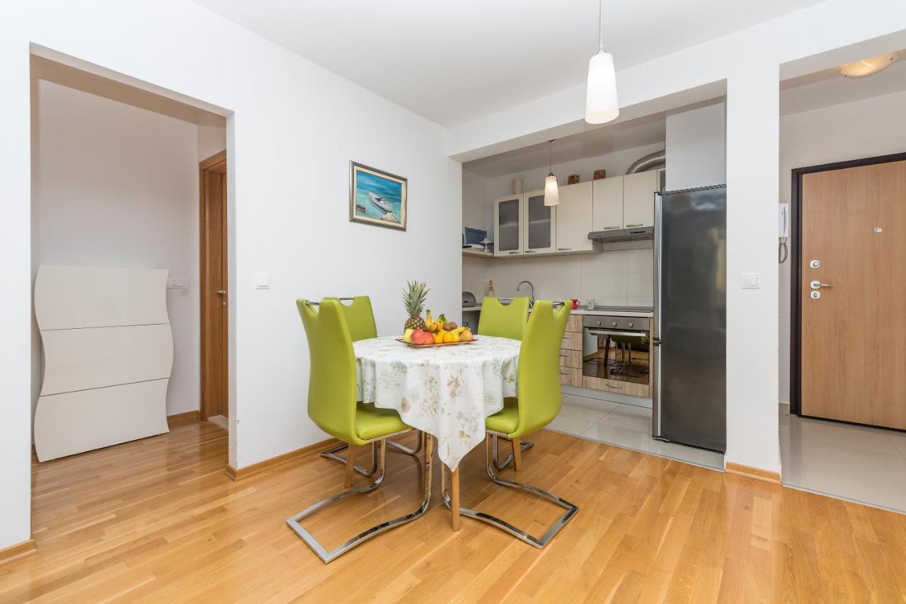 Neno Apartment Makarska Luaran gambar